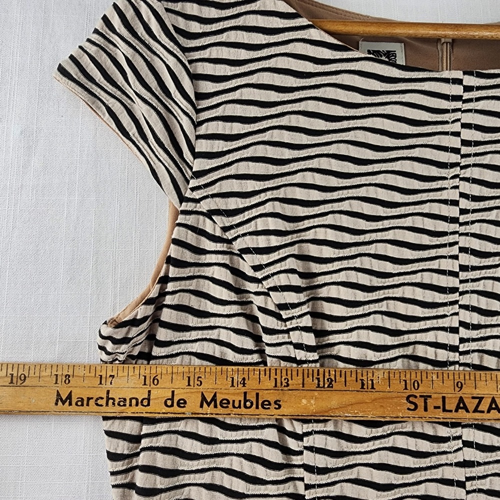 Anne Klein Fit and Flare Dress Women 12 Tan Black Zebra Textured Seersucker - Picture 9 of 12